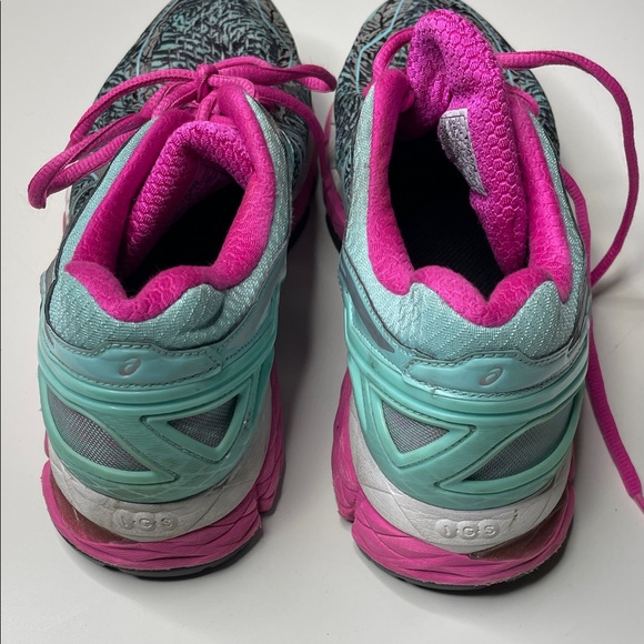 ASICS Women's‎ Athletic Shoes - Teal and Pink - Picture 5 of 5